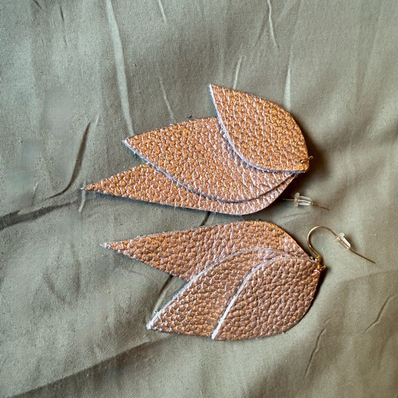 Sseko Noonday Handcrafted Gold Metallic Leather Leaf Earrings - Picture 3 of 4